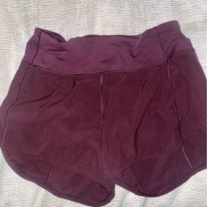 lululemon speed up short in burgundy size 6